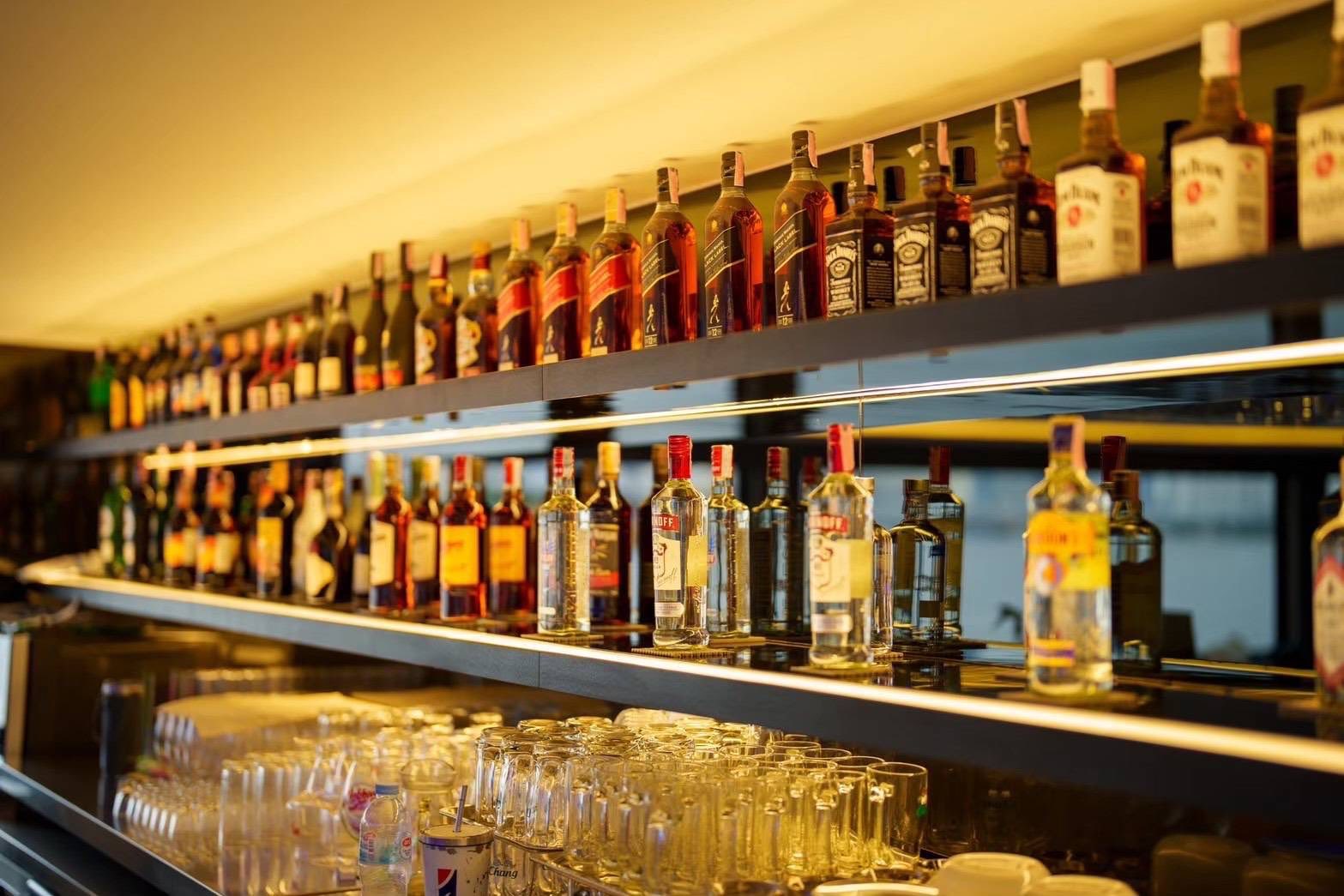 Dinner: เจ้าพระยา Royal Princess Cruise  Free!! Birthday Cake