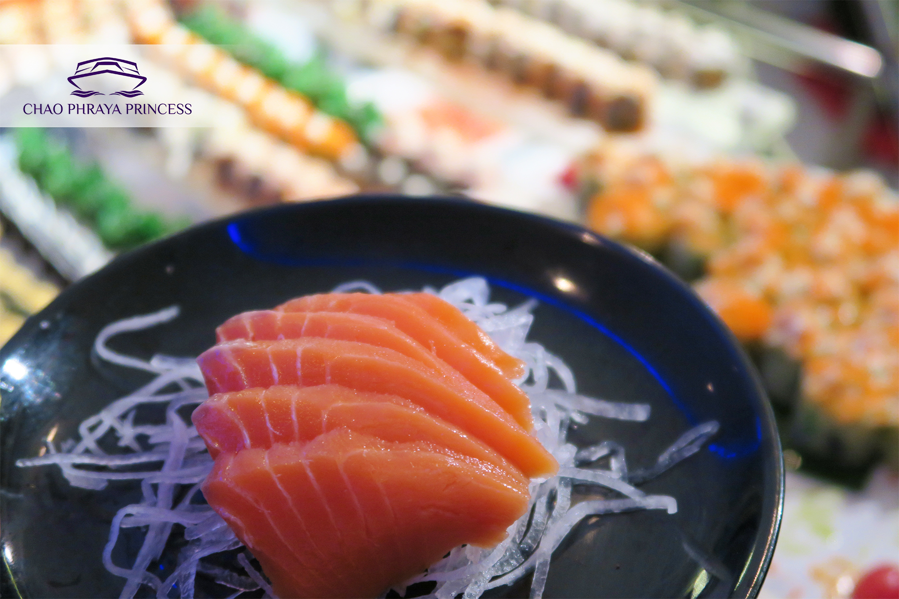 Dinner: เจ้าพระยา ChaophrayaPrincess Cruise (โปรแกรม Dinner Cruise)-ICON SIAM /ASIATIQUE Pier