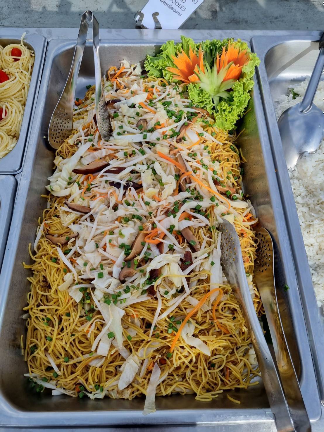 Dinner: วันปีใหม่ เคานท์ดาวน์!! THE LUXURY WHITE (โปรแกรม Celebrate New Year Eve 2026 Dinner Cruise) วันพุธ ที่ 31 ธันวาคม 2568