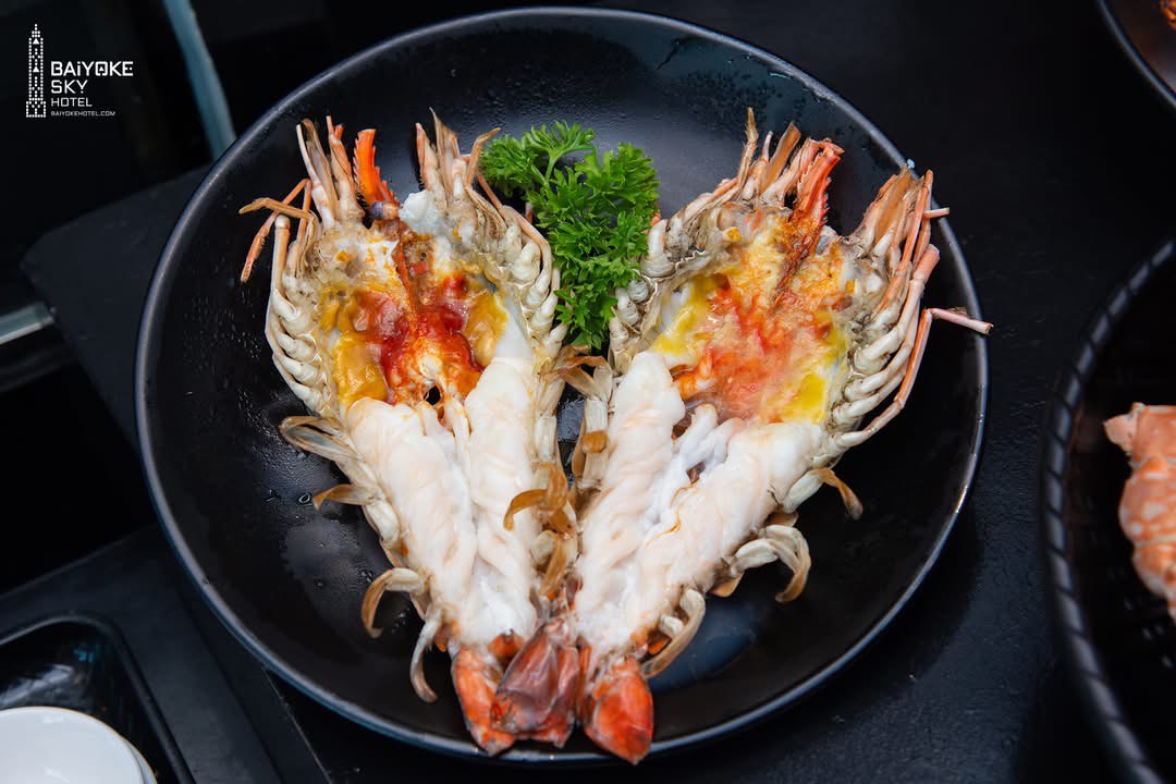 Dinner: ตึกใบหยกสกาย Stella Palace Restaurant ชั้น 79 – Premium Chinese Grill + Steak Buffet บุฟเฟ่ต์ 2 ชม.