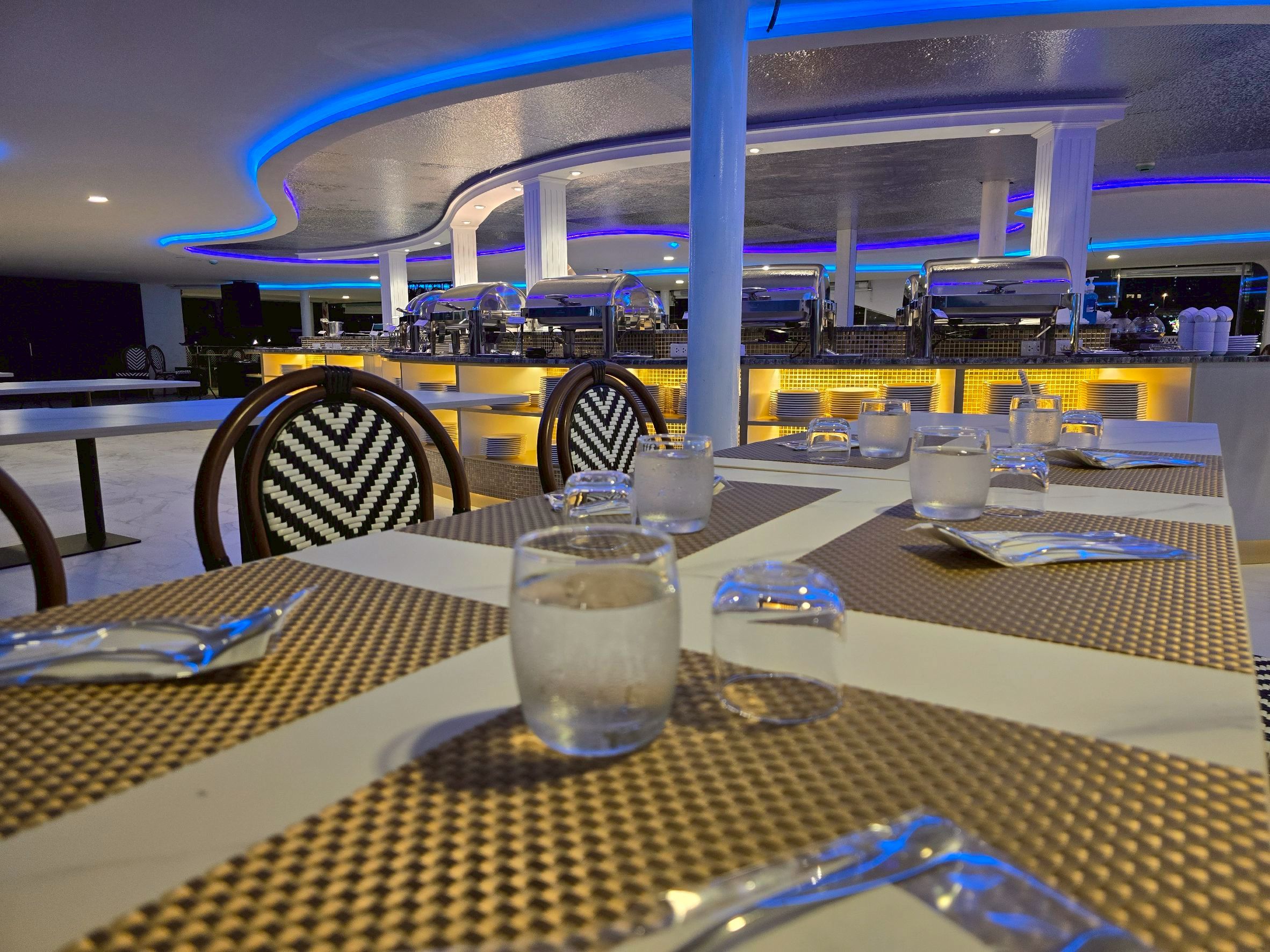 Countdown: วันปีใหม่ เคานท์ดาวน์!! Noah Cruise (โปรแกรม Celebrate New Year Eve 2026 Dinner Cruise) วันพุธ ที่ 31 ธันวาคม 2568