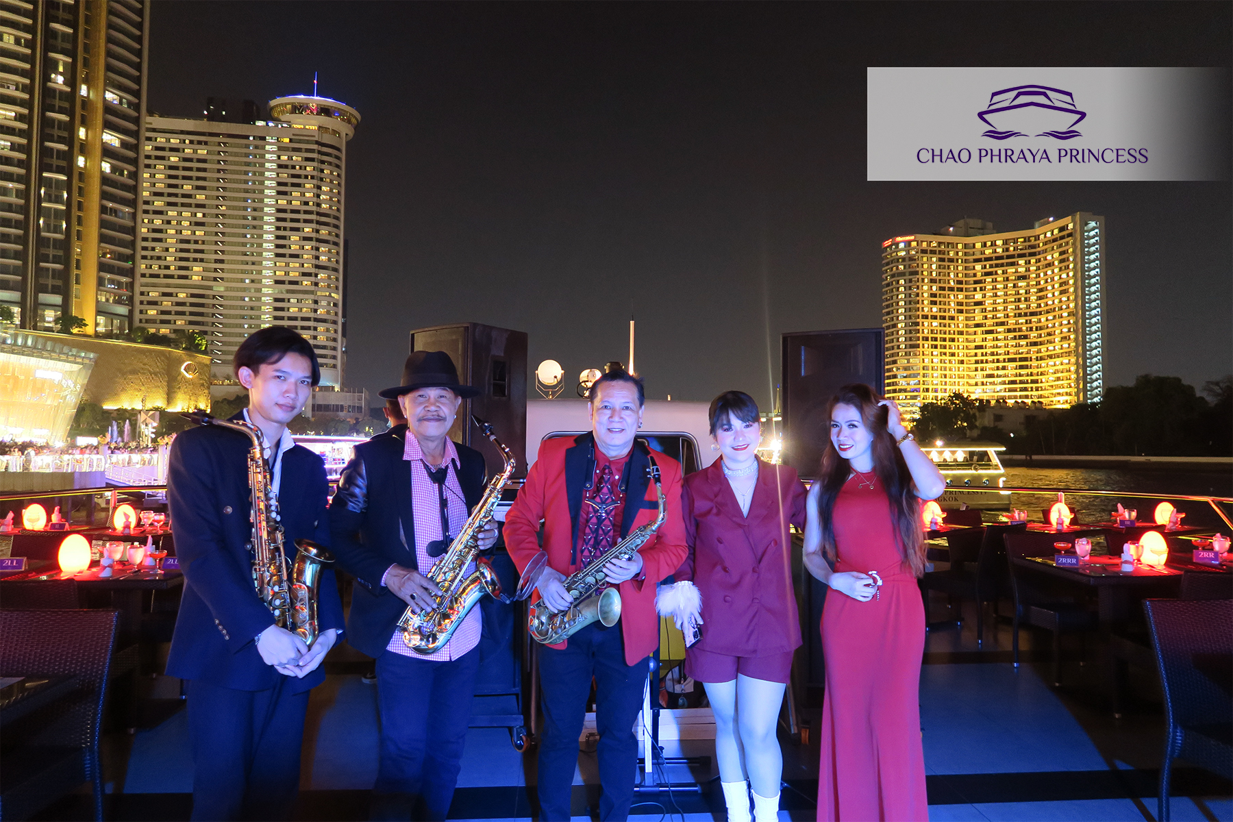 Dinner: เจ้าพระยา ChaophrayaPrincess Cruise (โปรแกรม Dinner Cruise)-ICON SIAM /ASIATIQUE Pier