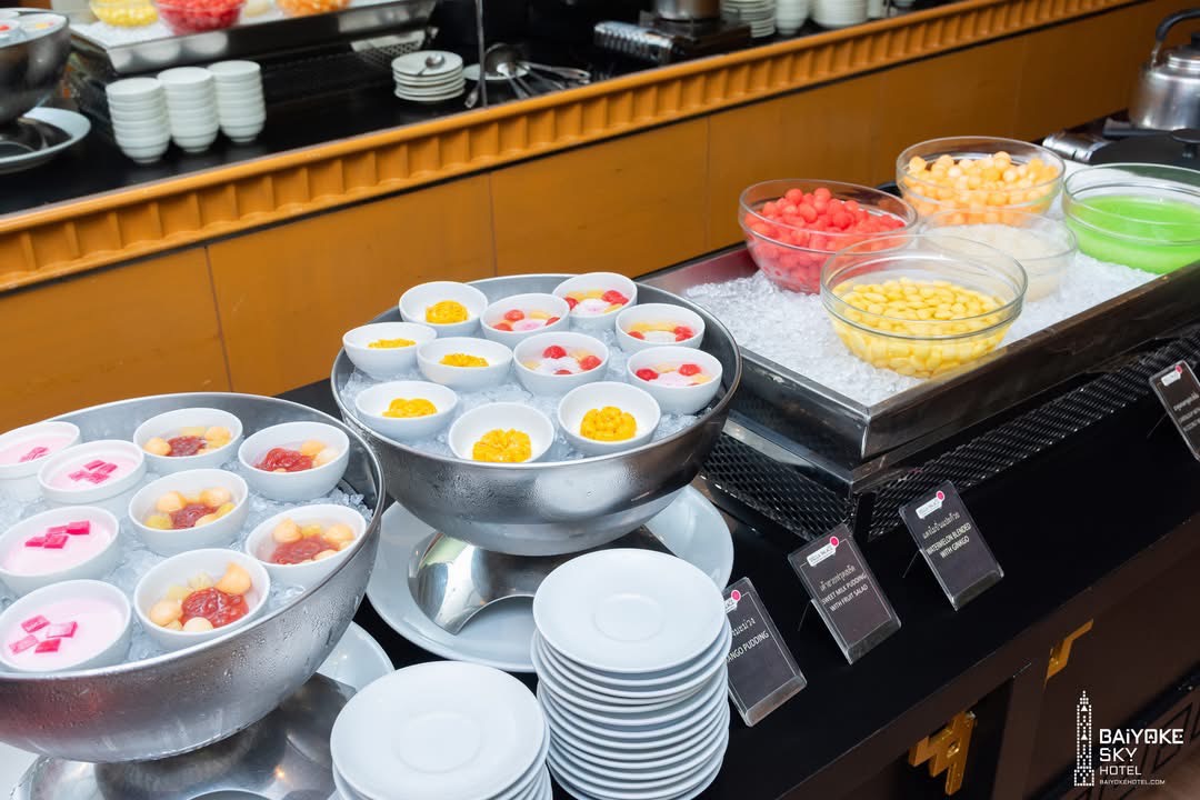 Dinner: ตึกใบหยกสกาย Stella Palace Restaurant ชั้น 79 – Premium Chinese Grill + Steak Buffet บุฟเฟ่ต์ 2 ชม.