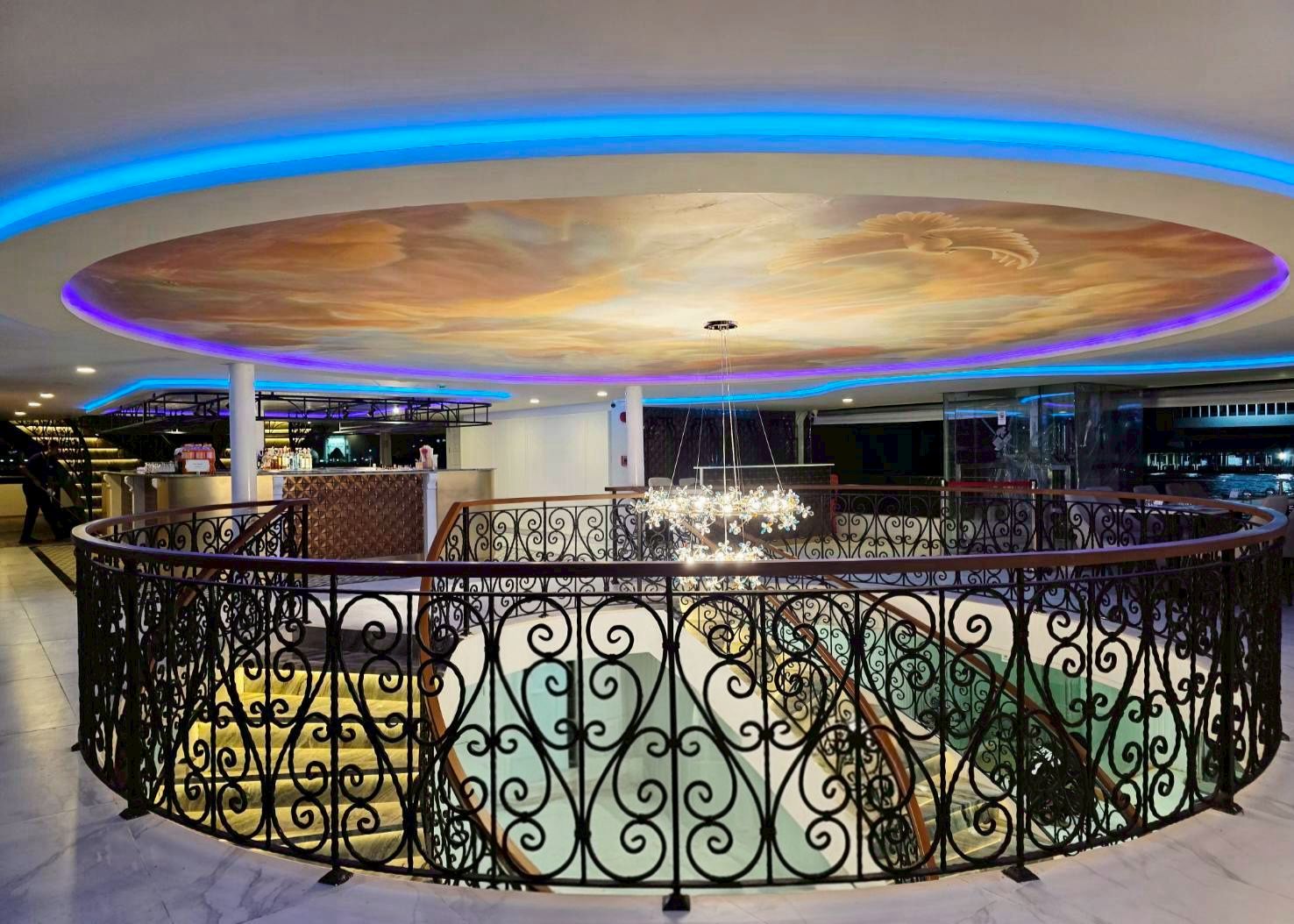 Twilight: วันปีใหม่ Noah Cruise (โปรแกรม Celebrate New Year Eve 2026 Dinner Cruise) วันพุธ ที่ 31 ธันวาคม 2568