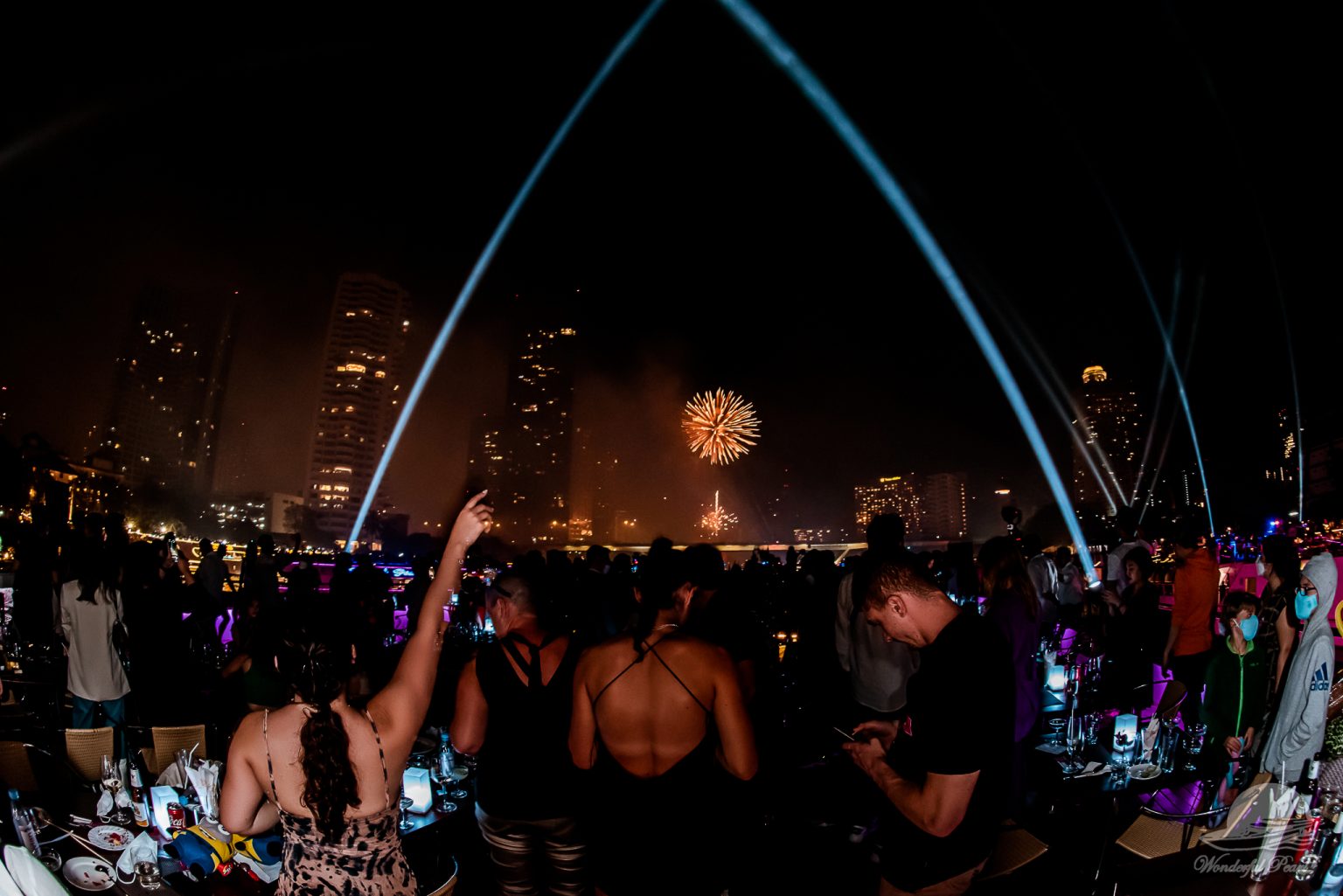 Dinner:  วันปีใหม่ เคานท์ดาวน์!! Grand Pearl Cruise II (โปรแกรม Celebrate New Year Eve 2026 Dinner Cruise) วันพุธ ที่ 31 ธันวาคม 2568