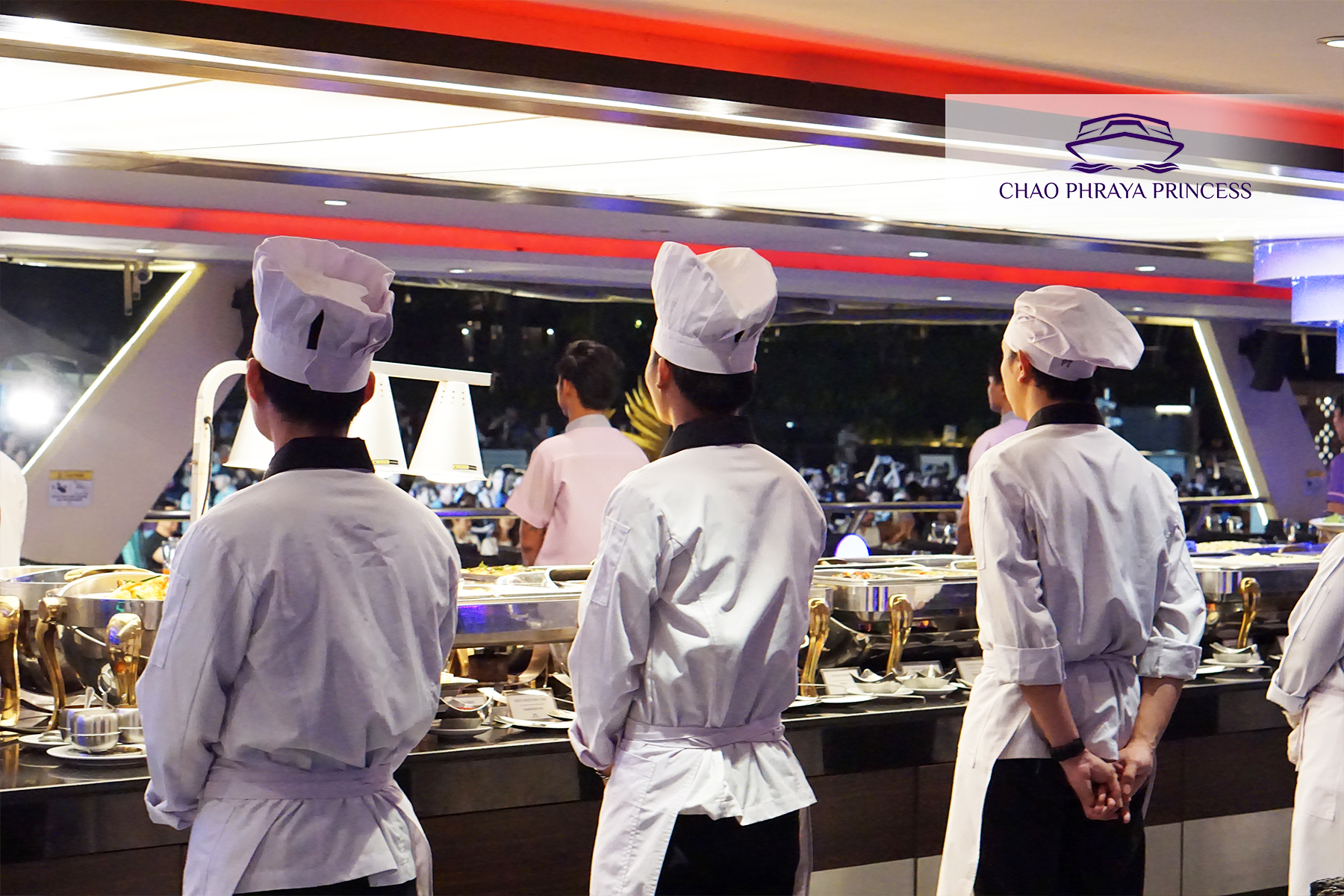 Dinner: เจ้าพระยา ChaophrayaPrincess Cruise (โปรแกรม Dinner Cruise)-ICON SIAM /ASIATIQUE Pier