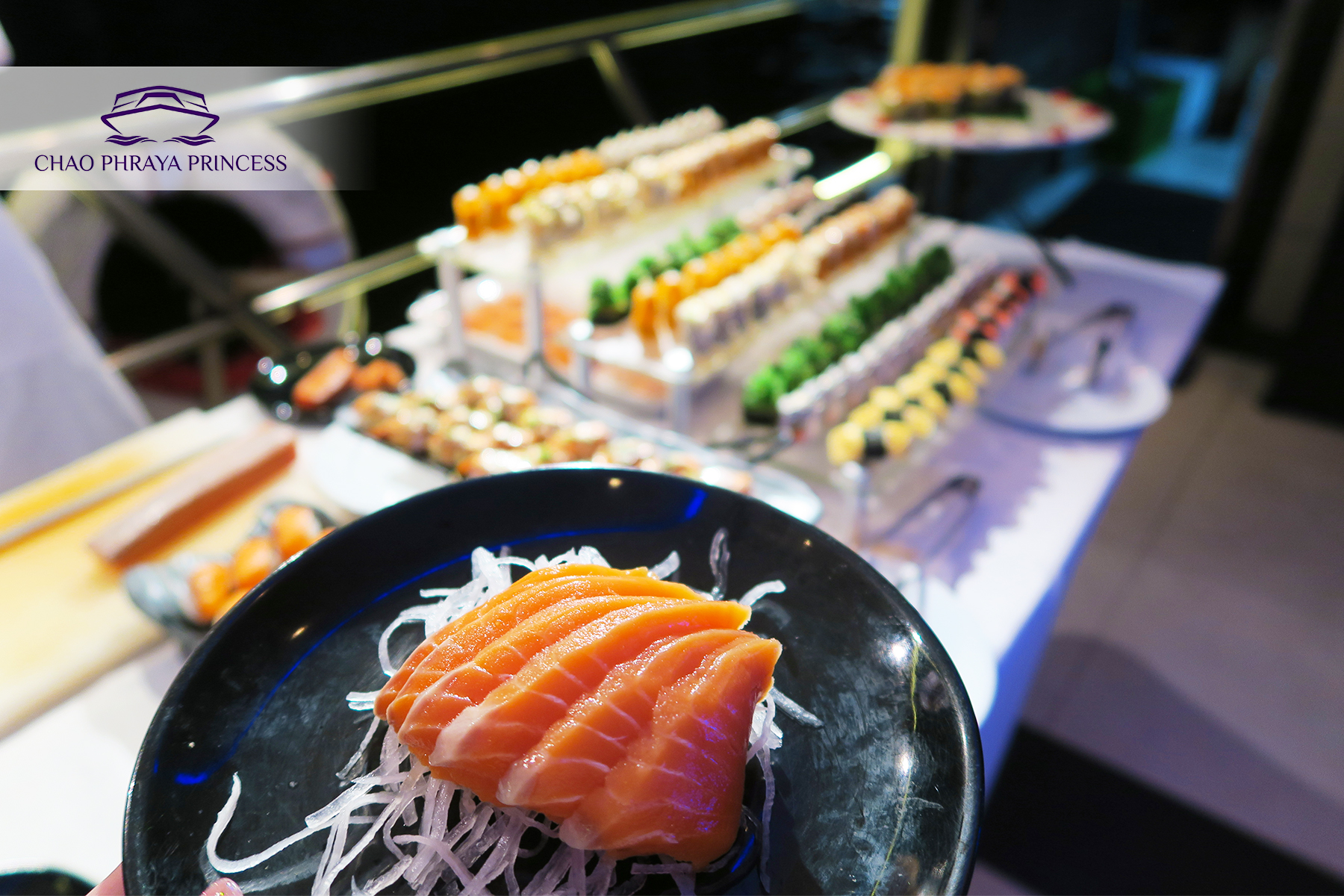 Dinner: เจ้าพระยา ChaophrayaPrincess Cruise (โปรแกรม Dinner Cruise)-ICON SIAM /ASIATIQUE Pier