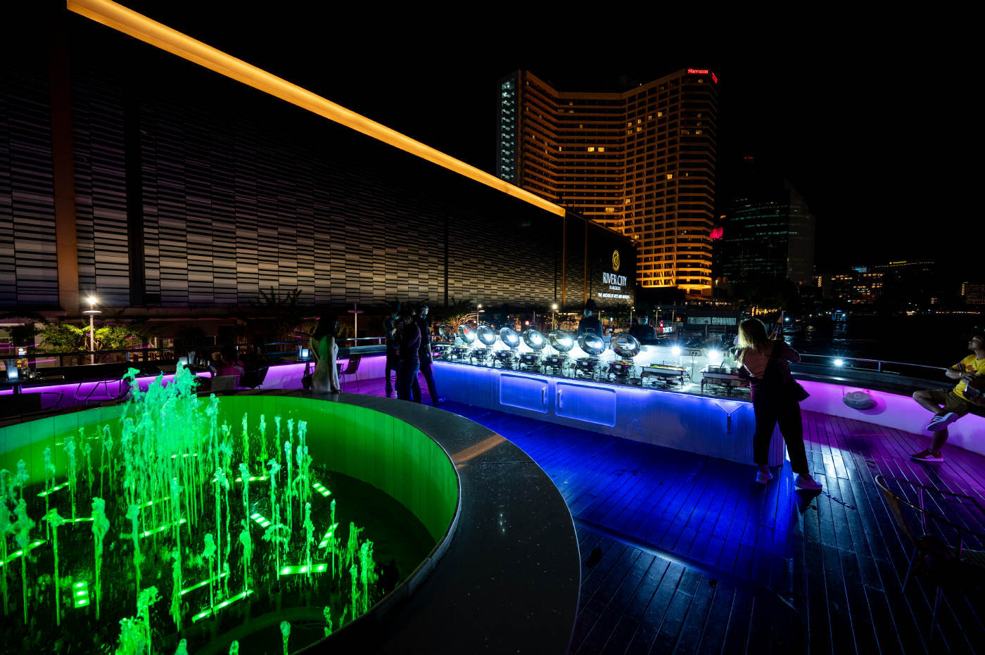 Dinner: วันปีใหม่ เคานท์ดาวน์!! Wonderful Pearl Cruise (โปรแกรม Celebrate New Year Eve 2026 Dinner Cruise) วันพุธ ที่ 31 ธันวาคม 2568