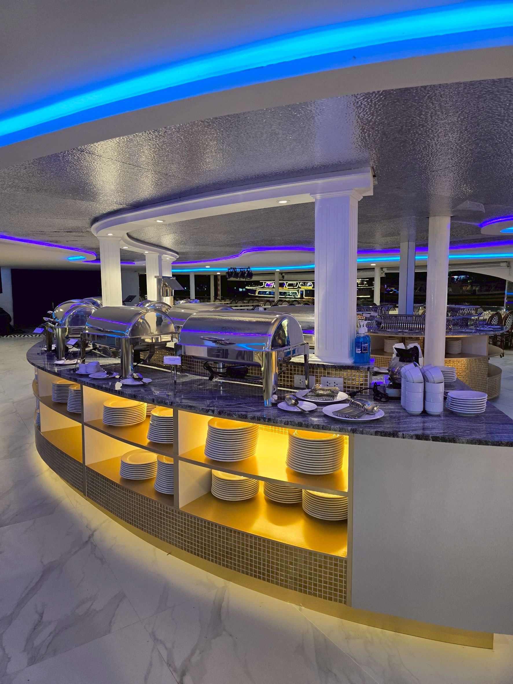 Countdown: วันปีใหม่ เคานท์ดาวน์!! Noah Cruise (โปรแกรม Celebrate New Year Eve 2026 Dinner Cruise) วันพุธ ที่ 31 ธันวาคม 2568