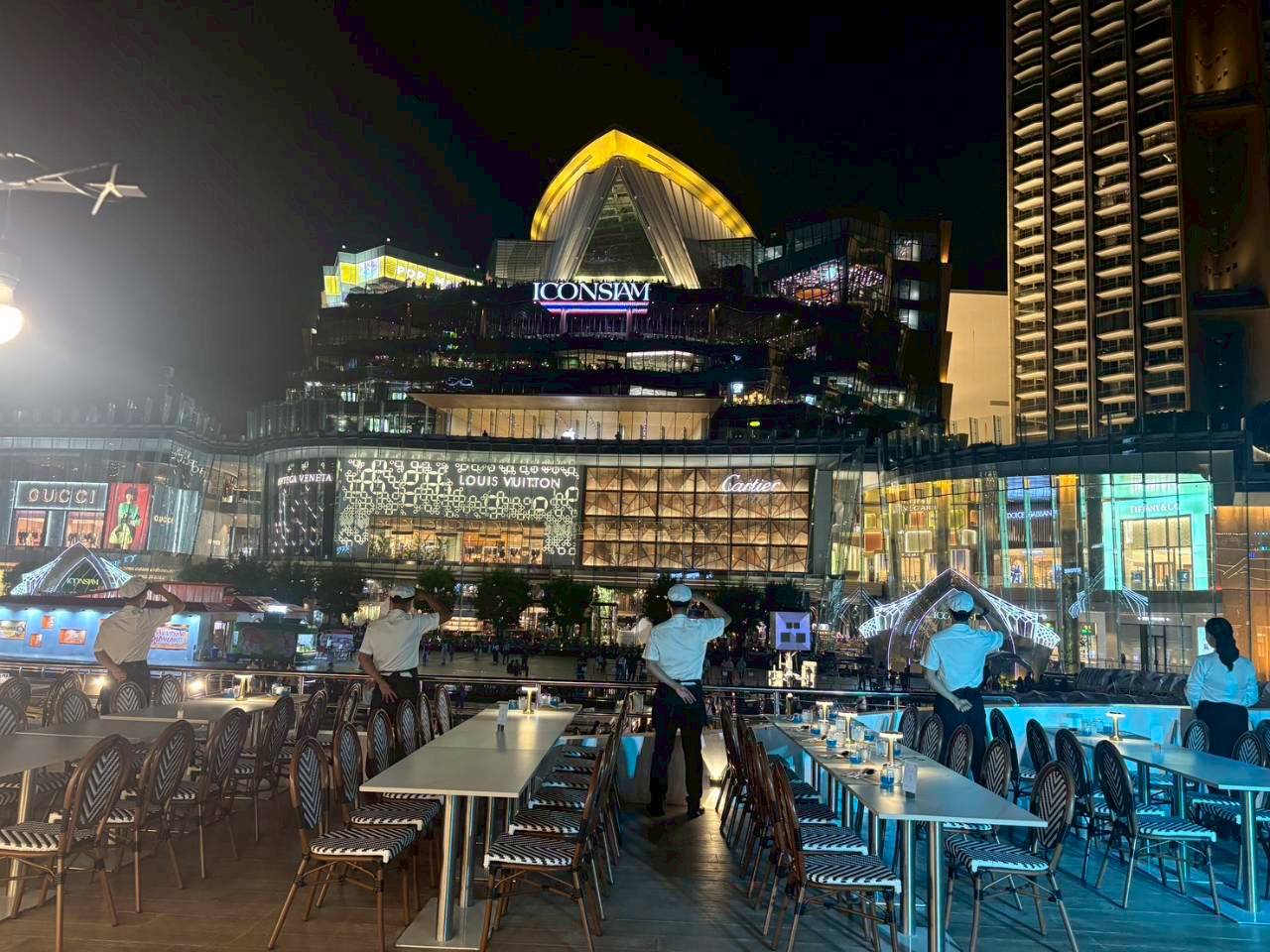 Countdown: วันปีใหม่ เคานท์ดาวน์!! Noah Cruise (โปรแกรม Celebrate New Year Eve 2026 Dinner Cruise) วันพุธ ที่ 31 ธันวาคม 2568