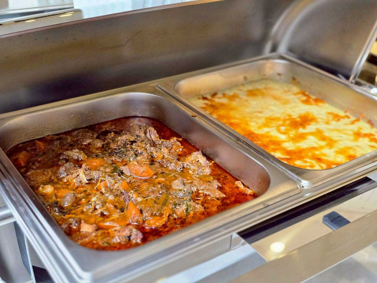 Countdown: วันปีใหม่ เคานท์ดาวน์!! Noah Cruise (โปรแกรม Celebrate New Year Eve 2026 Dinner Cruise) วันพุธ ที่ 31 ธันวาคม 2568