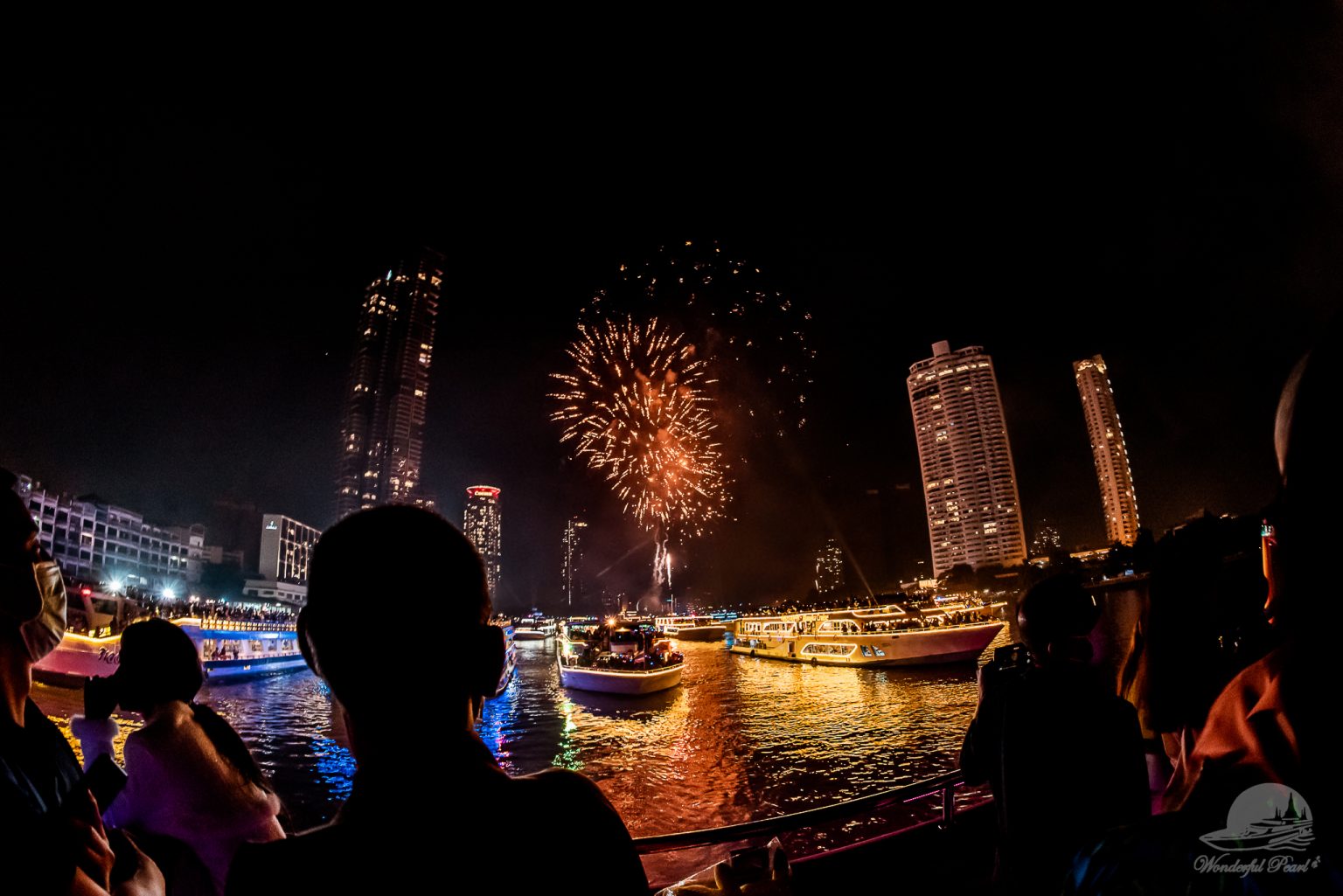 Dinner:  วันปีใหม่ เคานท์ดาวน์!! Grand Pearl Cruise II (โปรแกรม Celebrate New Year Eve 2026 Dinner Cruise) วันพุธ ที่ 31 ธันวาคม 2568