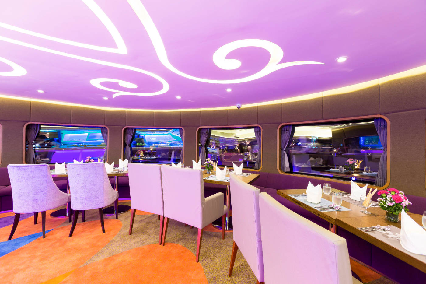 Dinner: วันปีใหม่ เคานท์ดาวน์!! Wonderful Pearl Cruise (โปรแกรม Celebrate New Year Eve 2026 Dinner Cruise) วันพุธ ที่ 31 ธันวาคม 2568