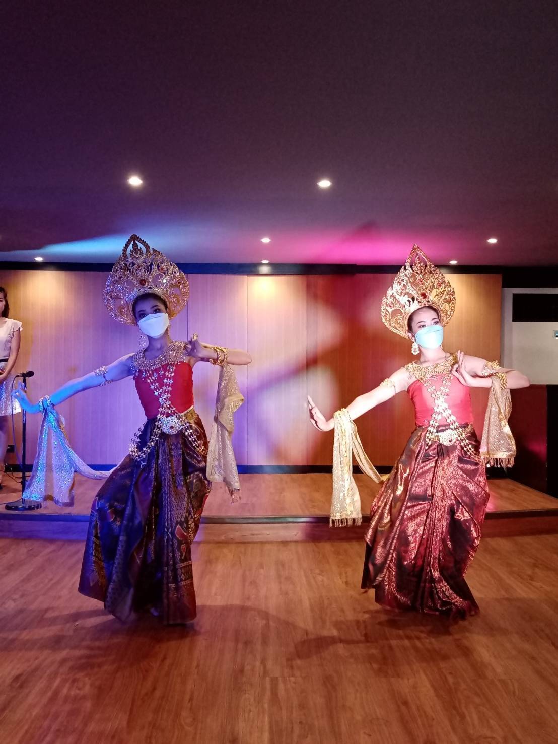 Dinner: เจ้าพระยา White Orchid River Cruise Promotion!! มา 4 จ่าย 3 Free Flow เบียร์สด!!