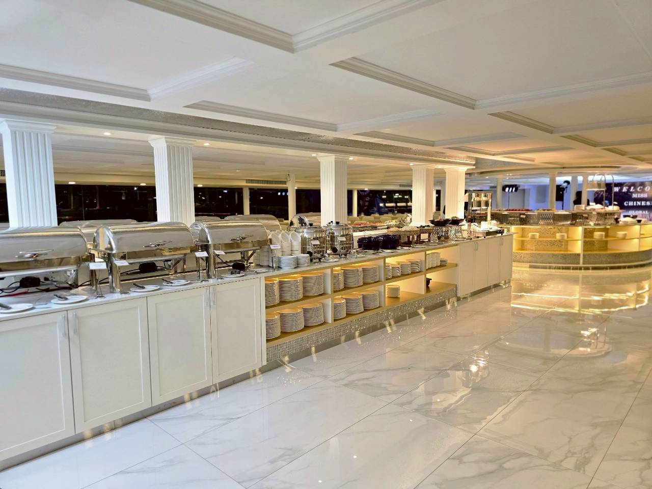 Countdown: วันปีใหม่ เคานท์ดาวน์!! Noah Cruise (โปรแกรม Celebrate New Year Eve 2026 Dinner Cruise) วันพุธ ที่ 31 ธันวาคม 2568