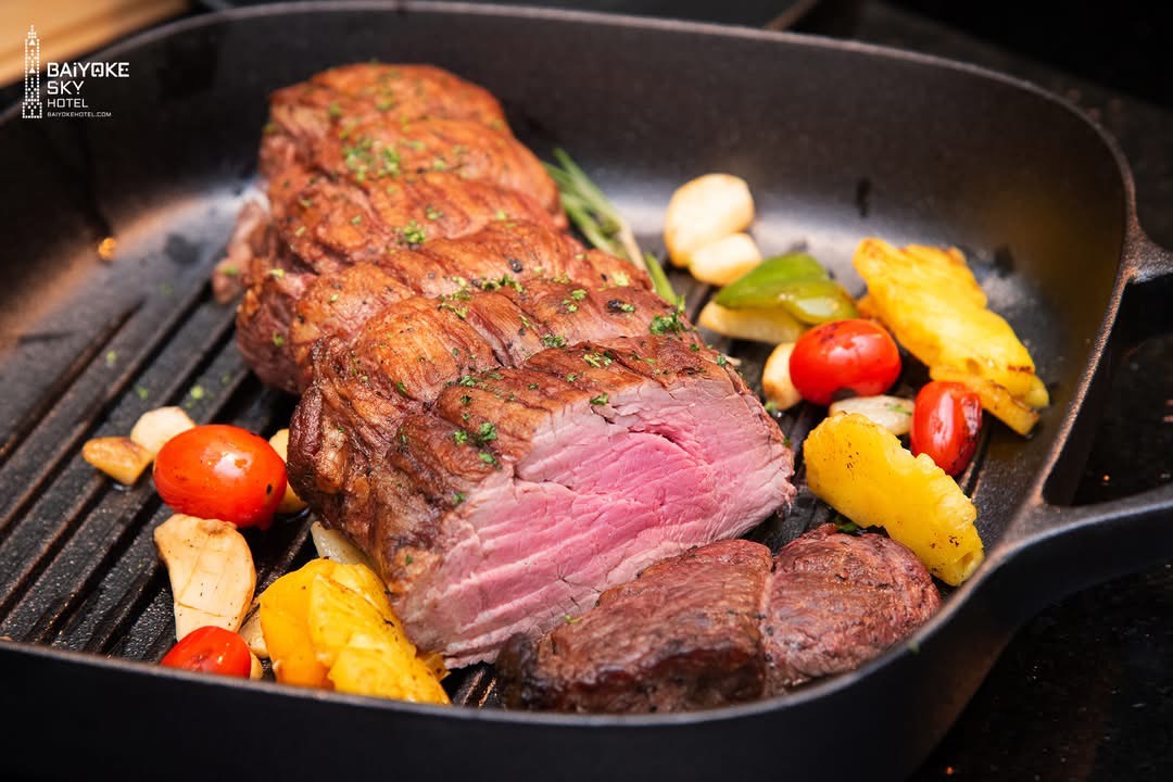 Dinner: ตึกใบหยกสกาย Stella Palace Restaurant ชั้น 79 – Premium Chinese Grill + Steak Buffet บุฟเฟ่ต์ 2 ชม.