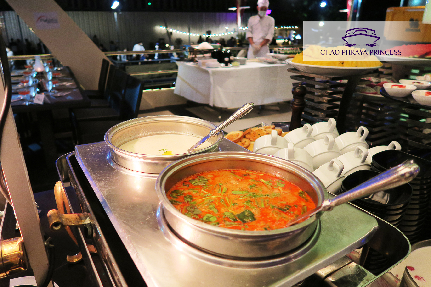 Dinner: เจ้าพระยา ChaophrayaPrincess Cruise (โปรแกรม Dinner Cruise)-ICON SIAM /ASIATIQUE Pier