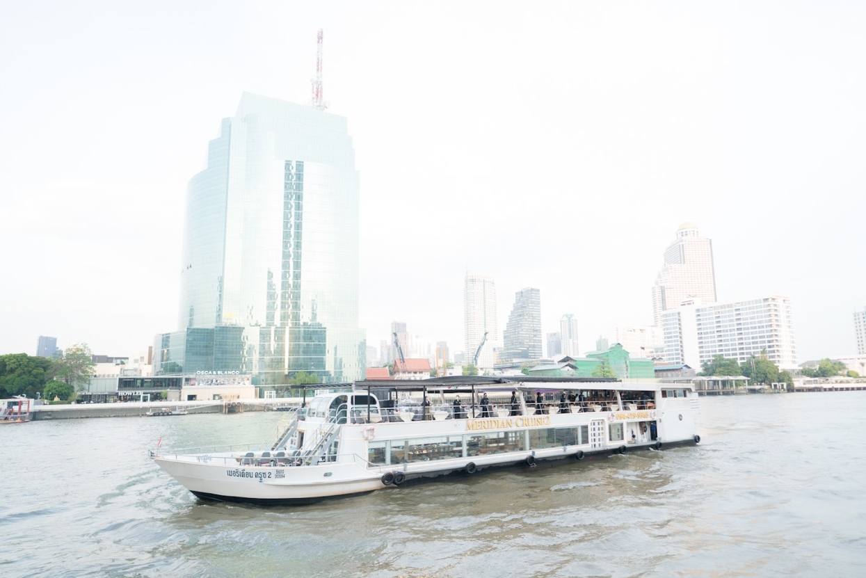Sunset: เจ้าพระยา Meridian Cruise 2 ฟรีน้ำอัดลมไม่อั้น!