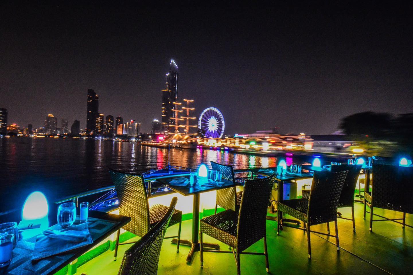 Dinner: เจ้าพระยา Royal Princess Cruise  Free!! Birthday Cake