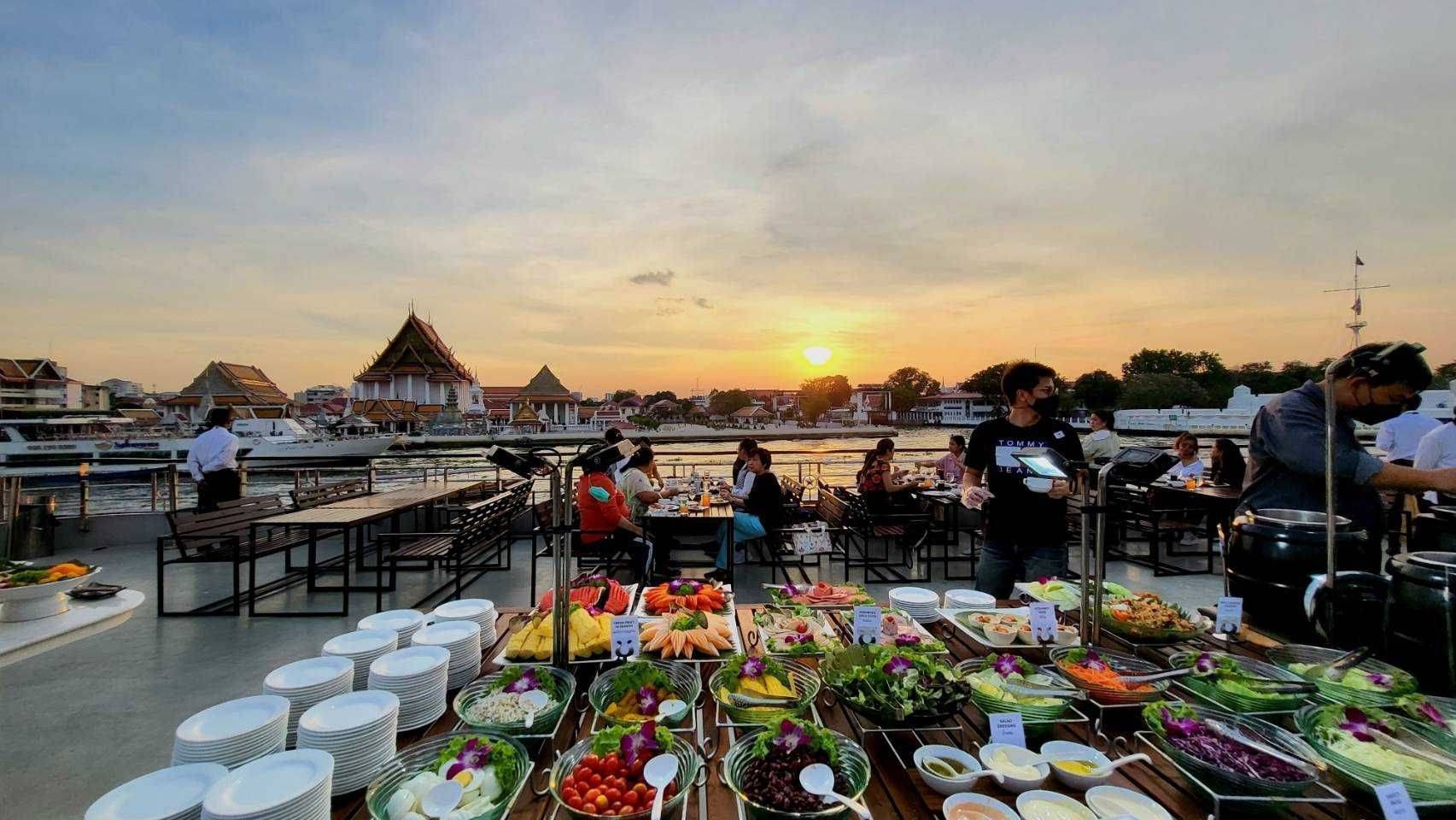Dinner: เจ้าพระยา White Orchid River Cruise Promotion!! มา 4 จ่าย 3 Free Flow เบียร์สด!!