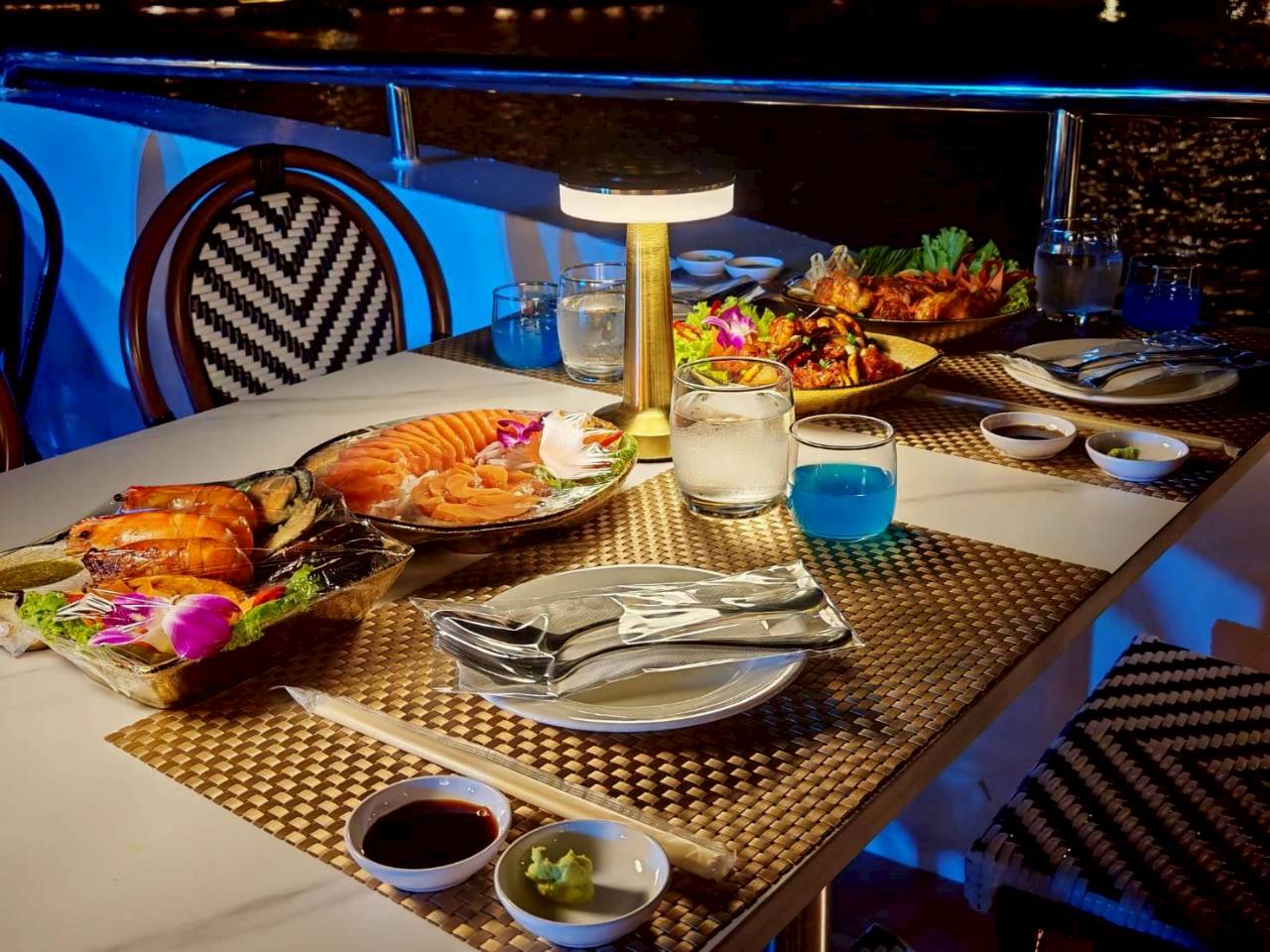 Countdown: วันปีใหม่ เคานท์ดาวน์!! Noah Cruise (โปรแกรม Celebrate New Year Eve 2026 Dinner Cruise) วันพุธ ที่ 31 ธันวาคม 2568