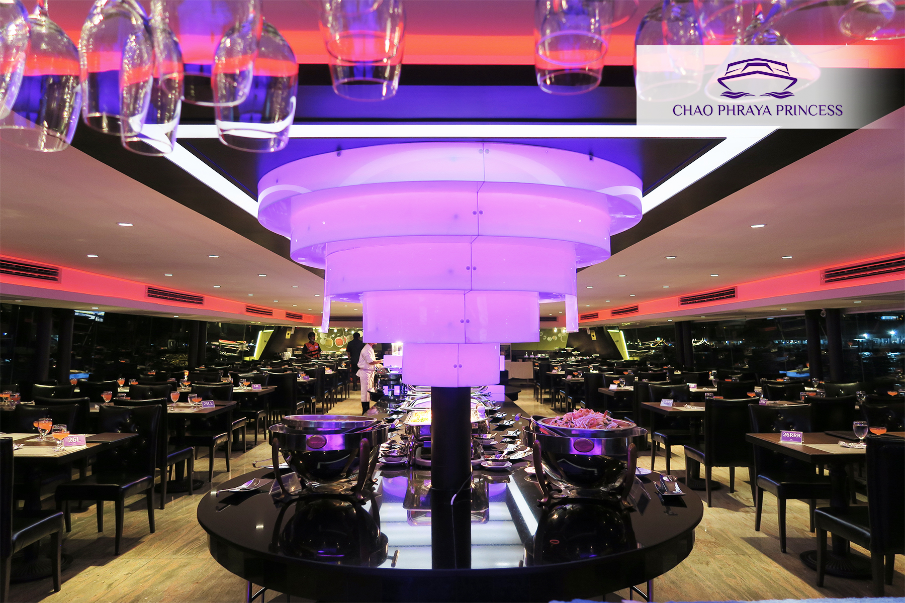 Dinner: เจ้าพระยา ChaophrayaPrincess Cruise (โปรแกรม Dinner Cruise)-ICON SIAM /ASIATIQUE Pier
