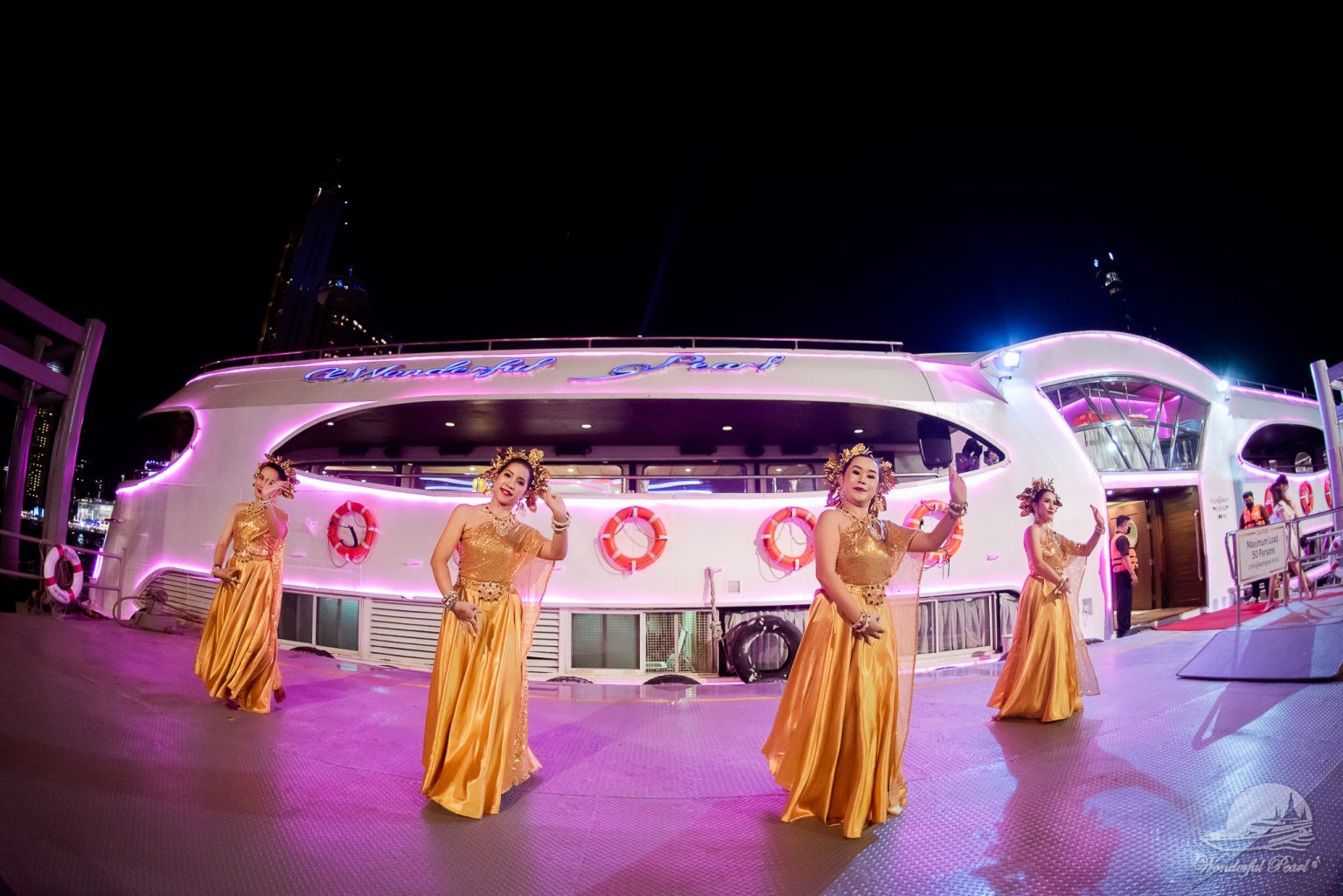 Dinner:  วันปีใหม่ เคานท์ดาวน์!! Grand Pearl Cruise II (โปรแกรม Celebrate New Year Eve 2026 Dinner Cruise) วันพุธ ที่ 31 ธันวาคม 2568