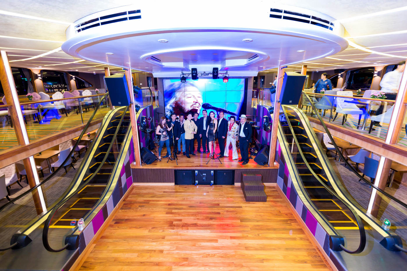 Dinner: วันปีใหม่ เคานท์ดาวน์!! Wonderful Pearl Cruise (โปรแกรม Celebrate New Year Eve 2026 Dinner Cruise) วันพุธ ที่ 31 ธันวาคม 2568